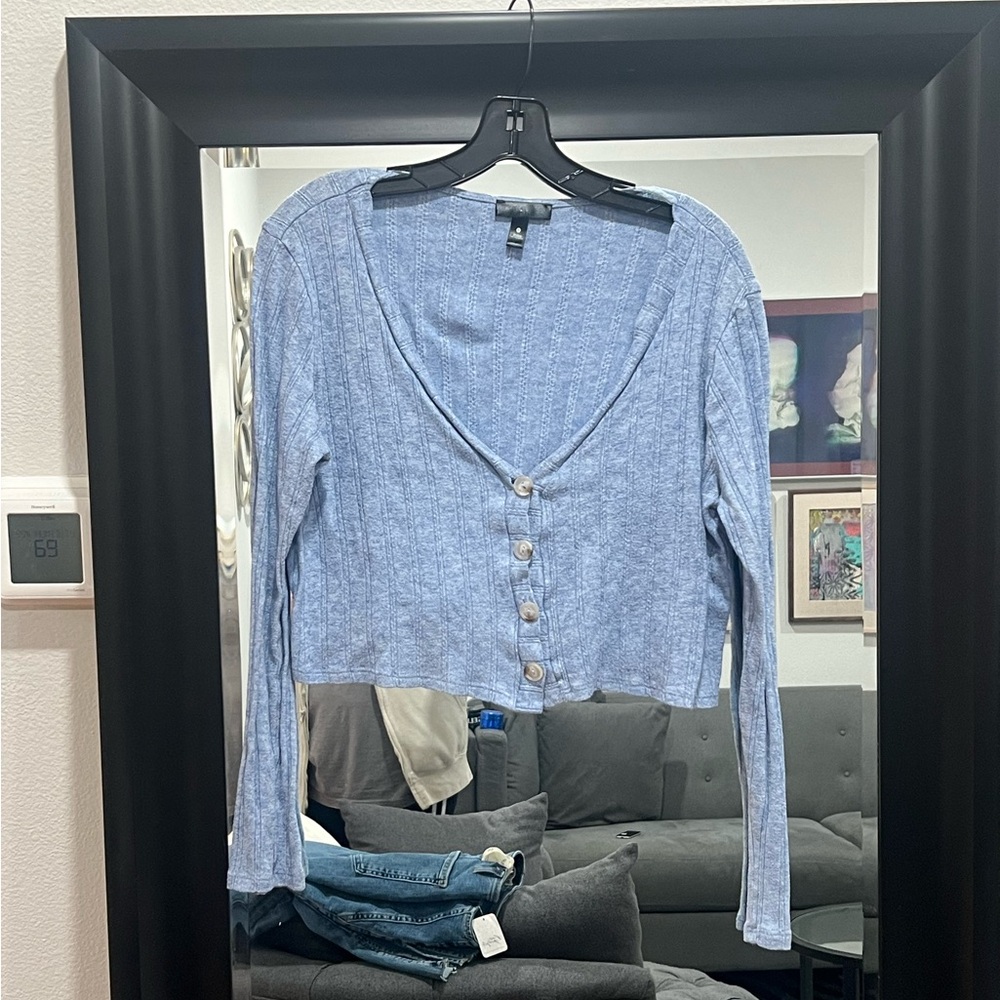 Bloomingdale’s brand Aqua Blue bottom cropped cardigan